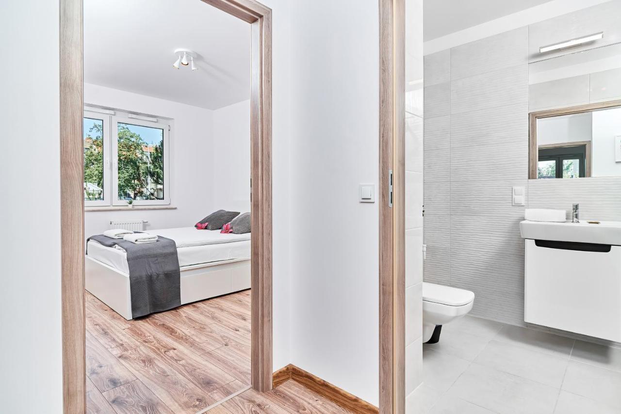 Modern Apartments Wroclaw By Renters Экстерьер фото